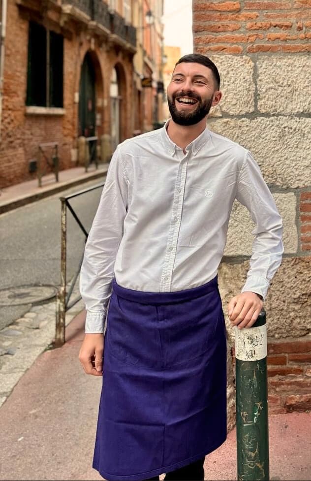 Vincent avec un tablier